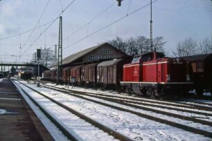 Backnang Lok 211 092 Ng Güterschuppen Fußgängersteg