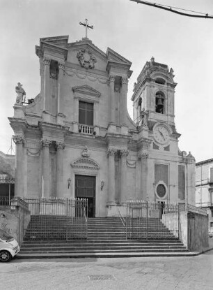 Santa Maria dell'Aiuto — Fassade
