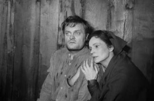 Szenenbilder aus "Hexenjagd" von A. Miller mit A. Schieske, E. Wagner, W. Borchert, Schiller-Theater