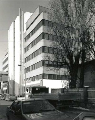 Radebeul. Büro- und Fabrikgebäude, Gartenstraße 66/68. Straßenansicht