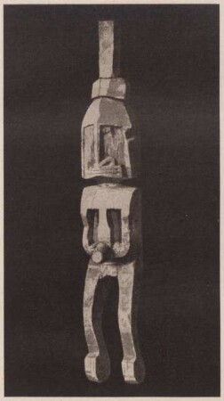 Fotografie der Skulptur einer Phallus-Gottheit