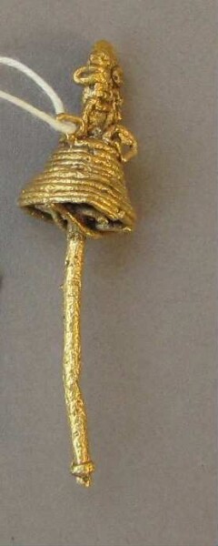 Gold pin