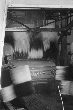 Automatische Autowaschanlage