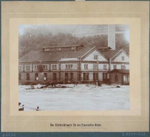 Das vom Hochwasser am 30./31. Juli 1897 überflutete Elektrizitätswerk zwischen Deuben und Döhlen (Freital)