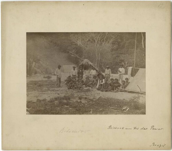 Camp chez les "Botokuden" au Rio Pancas (Brésil)