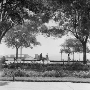 Die Strandpromenade von Burgas, in der Bucht von Burgas, an der westlichen Küste des Schwarzen Meeres