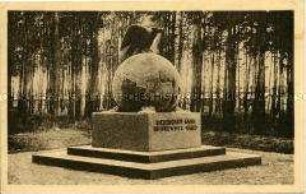 Denkmal auf dem Truppenübungsplatz Döberitz