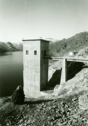 Staumauer, 1952-1956