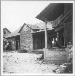 Sowjetunion. Holzhaus