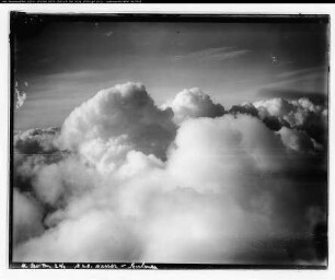Koswig (Kr. Zerbst), Wolken über Koswig