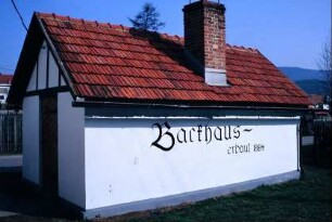 Backhaus erbaut 1884, neu renoviert mit Ausstattung