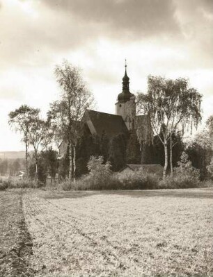 Vogtland. Straßberg, südwestlich Plauen. Kirche