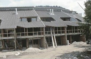 Freiburg: Bauvorhaben Kartäuserstraße; runde Wohnblocks; Vorderansichten