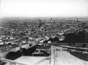 Leipzig total, vom Meßplatz aus gesehen aus dem Drachenfesselballon