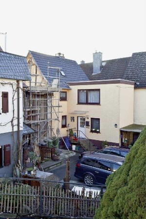 Wohnhaus; Weilrod, Hinterstraße 8