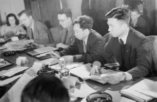 Kongress des Exekutiv-Komitees des Weltstudentenbundes (IUS) 13.-17.01.1951 : Kongressteilnehmer