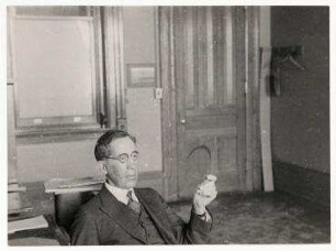 Professor Wright vom Lick Observatorium, Camptonville, Kalifornien. Professor Wright