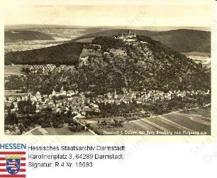 Neustadt im Odenwald, Panorama mit Burg Breuberg / Luftaufnahme