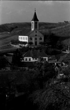 Auggen: Kirche vom Südwesthügel aus