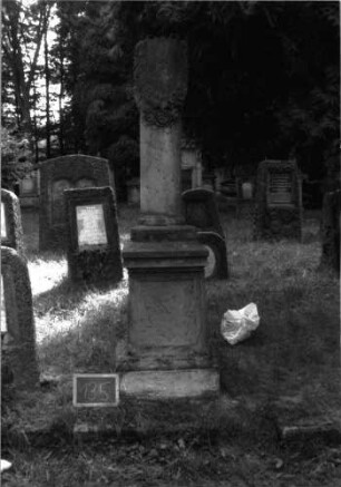 Grabstein 135