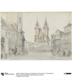 Teynkirche und Rathaus in Prag