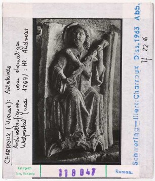 Charroux: Abteikirche Saint-Sauveur, mittleres Westportal, Archivoltenfigur Hl. Andreas