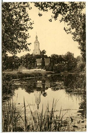 Groitzsch. Blick zur Kirche