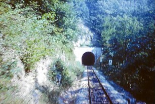 Kocherburg-Tunnel: auf der Strecke Neresheim - Aalen der Härtsfeldbahn Aalen - Neresheim - Dillingen
