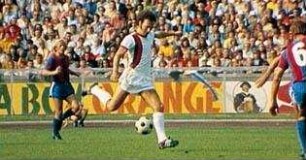 Gib mich die Kirsche! Die 1. deutsche Fußballrolle