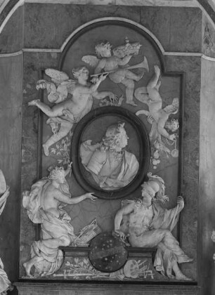 Innendekoration des Marmorbades — Justitia, Minerva und Fama mit dem Portrait Landgraf Karls