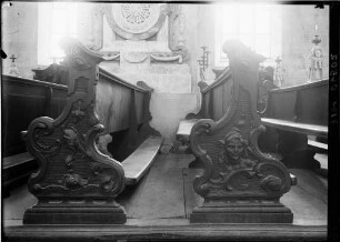 Salem Münster - Klosterkirche Maria Himmelfahrt Chorgestühl mit Schnitzerei
