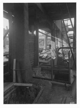 Industrie-Kraftwerk. Baustelle Gefluder (Unterwasserarbeiten, Taucher jedoch nicht im Bild) : Lauta (Niederlausitz). Industrie-Kraftwerk. Baustelle Gefluder (Unterwasserarbeiten, Taucher jedoch nicht im Bild)