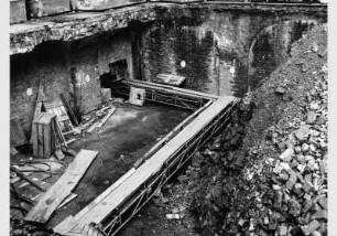 Abtragung der Kellergewölbe unter dem Ehrenhof des Pergamonmuseums