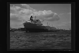 Liselotte Essberger (1966), Essberger.- John T. Essberger, Hamburg