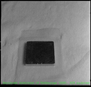 Beschichtetes Plutonium-Plättchen zur Befüllung von Brennelementen am Institut für Angewandte Reaktorphysik (IAR)