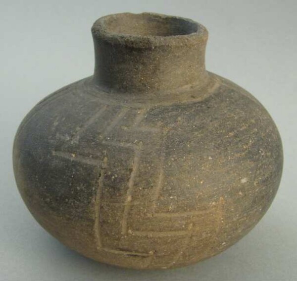 Clay vessel