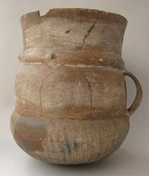 Clay vessel