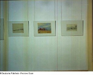 Raumaufnahme (Erdgeschoß) mit Zeichnungen und Aquarellen von R. Dreher, entstanden auf Reisen nach Italien, Südfrankreich und Dänemark (1908-1913)