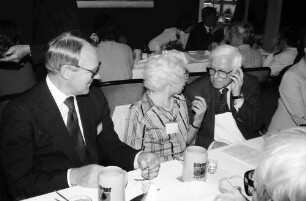 30. Tagung 1980 Chemiker; Studentenabend: John W. Cornforth, Frau Cornforth, W. Fucks
