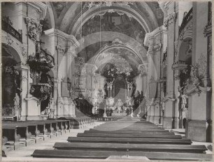 Langhaus der Klosterkirche Grüssau nach O