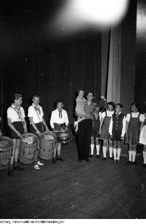Dresden, Pionierpalast "Walter Ulbricht", Ensemble der Jungen Pioniere, 1953
