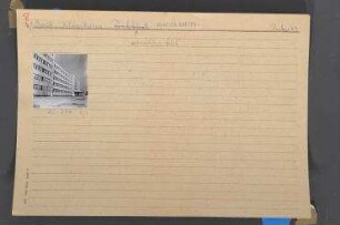 Straßenansichten. Berlin, Pankow, Buch, Lindenberger Weg (?)
