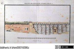 Stützmauer der Spanischen Treppe
