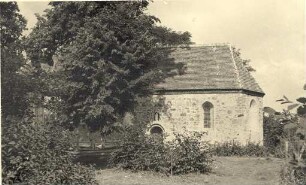 Katholische Kirche in Bloischdorf : Stara kamjentna katolska cyrkej w Błobošojcach pola Grodka