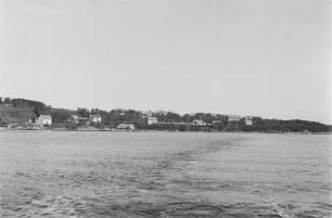 Siedlung an der norwegischen Küste : Siedlung an der Küste Norwegens.