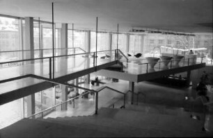 Baden-Baden: Augustabad [Landesbad], Treppe mit Vestibül, von oben