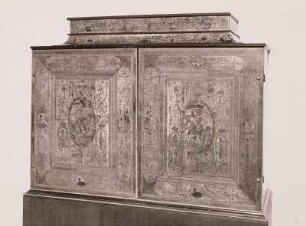Kabinettschrank mit Intarsien