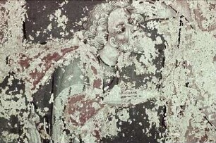 Nikolaus zieht davon und segnet seinen vor dem Haus knienden Vater