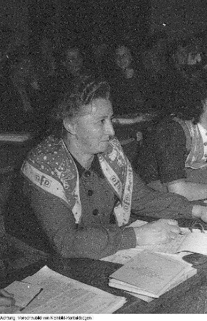 Dresden, Bezirkskonferenz und Kreiskonferenz des Demokratischen Frauenbundes Deutschlands (DFD), Oktober 1952