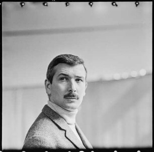 Portrait des Schauspielers Dieter Knaup, April 1965. SW-Foto © Kurt Schwarz.